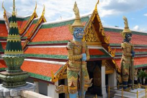 Besuch des Smaragd-Buddha-Tempels (Wat Phra Kaew)