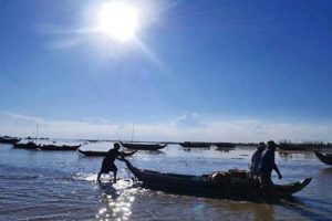 Schwimmende Dorftour auf Tonle Sap