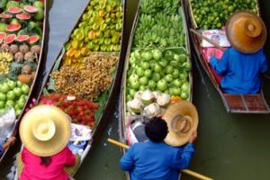 Tha Kha Schwimmender Markt